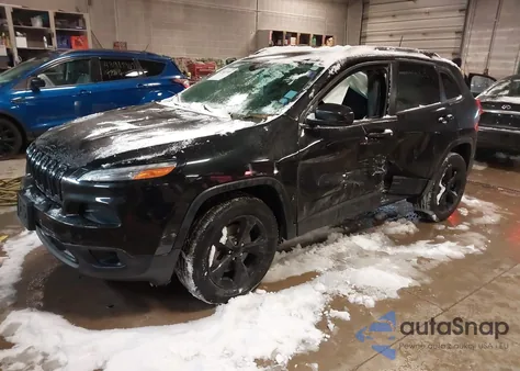 2016 Jeep Cherokee Altitude из США, поврежденный, VIN 1C4PJMCS1GW182380